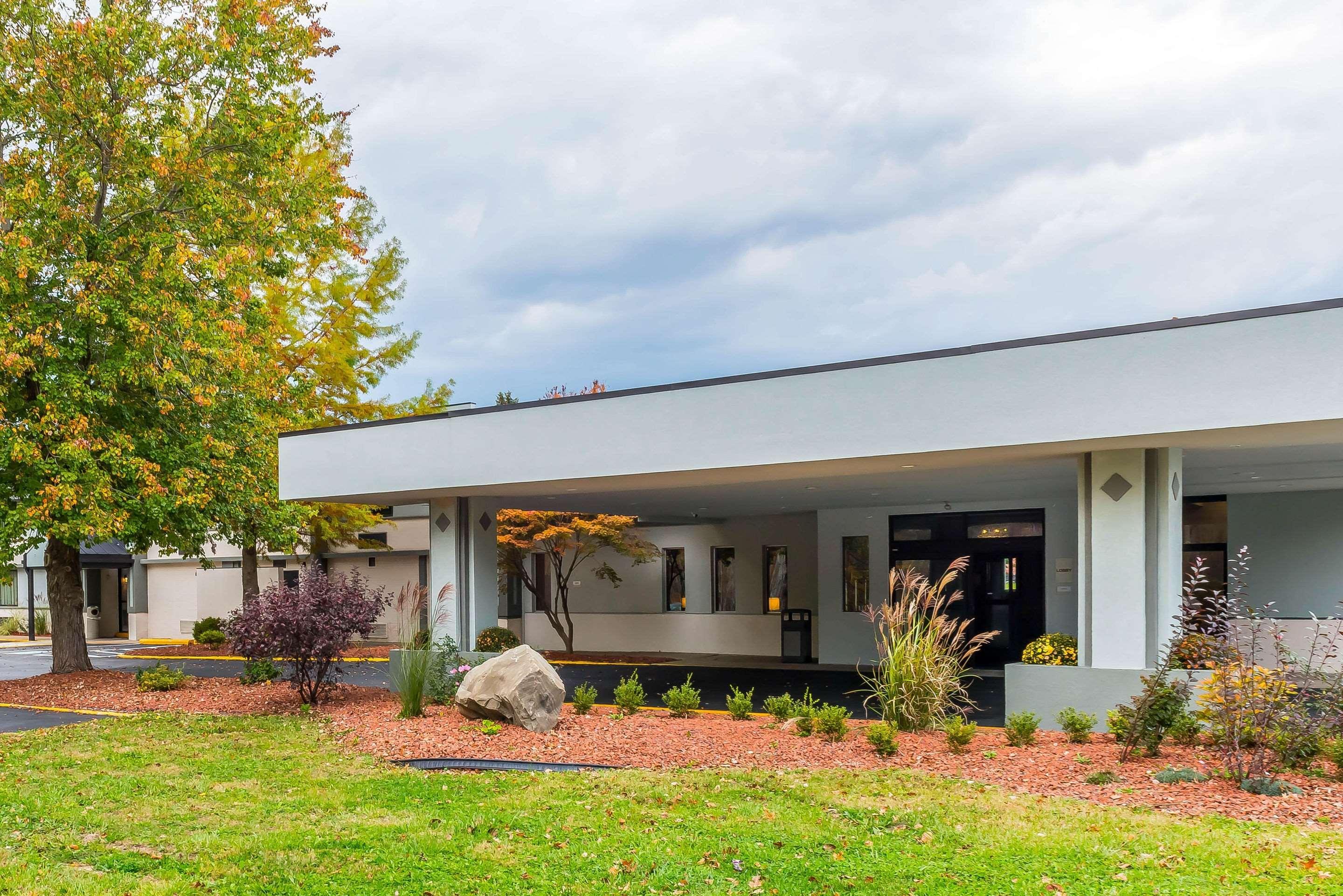 Clarion Inn Belle Vernon Exteriér fotografie